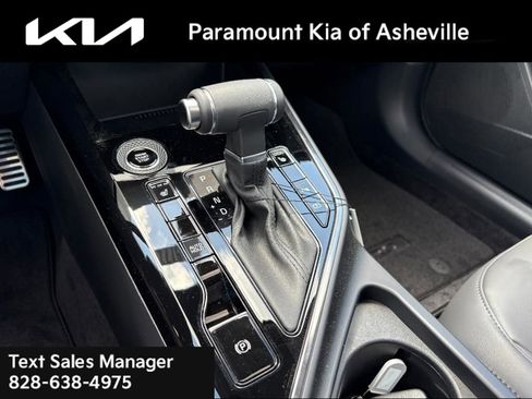 New 2025 Kia Niro EX Touring image 26