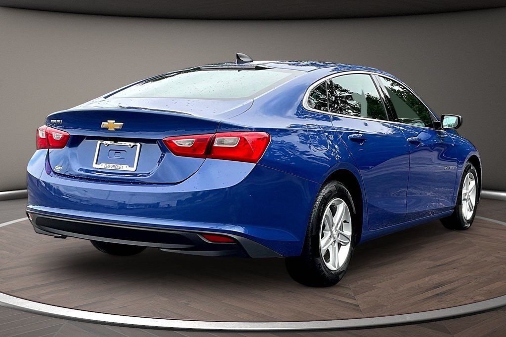 Used 2023 Chevrolet Malibu LS FWD image 6