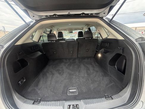 Used 2024 Ford Edge SEL image 31
