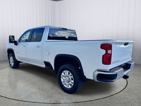 Used 2024 Chevrolet Silverado 2500 LT image 10