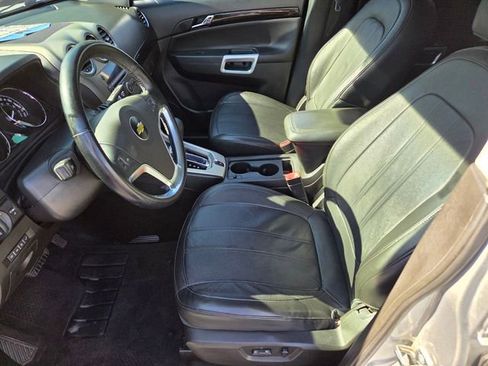 Used 2013 Chevrolet Captiva Sport LT w/ Convenience Package FWD image 10