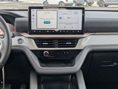 New 2026 Ford Explorer Active image 13