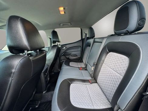 Used 2015 Chevrolet Colorado Z71 RWD image 13