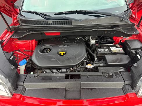 Used 2015 Kia Soul + FWD image 13