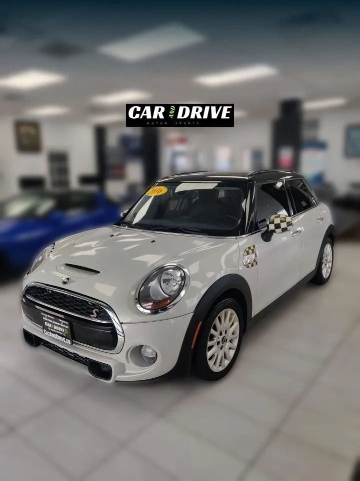 Used 2016 MINI Cooper S FWD image 1