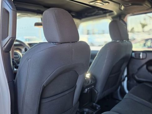 Used 2020 Jeep Gladiator Sport w/ Quick Order Package 24S image 22