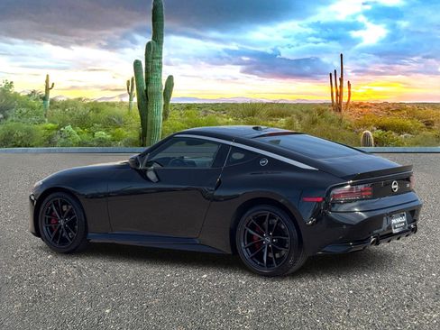Certified 2024 Nissan Z Performance w/ Floor Mat Package image 4