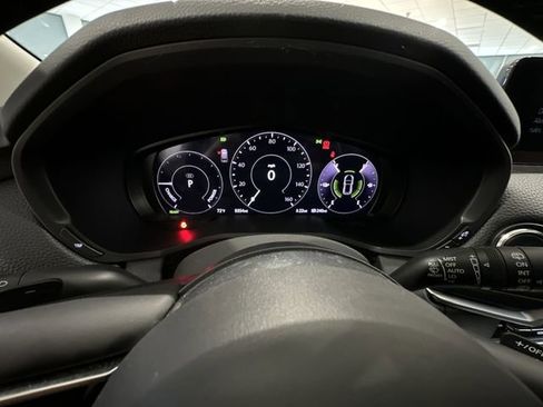 Used 2024 MAZDA CX-90 Plug-In Hybrid w/ Preferred image 12