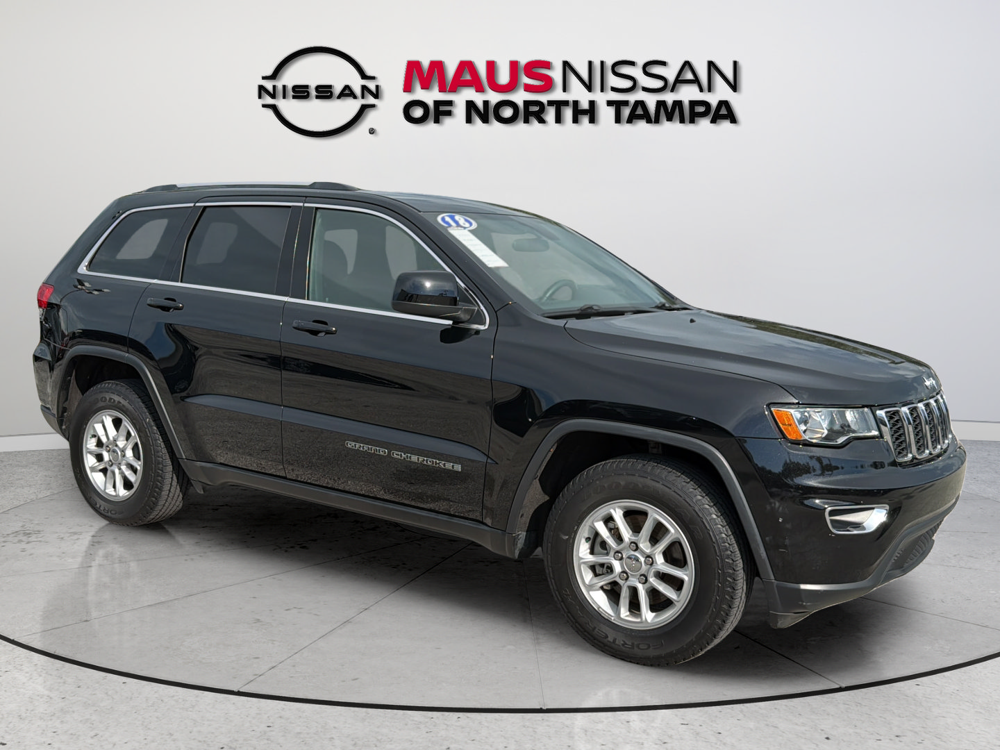 Used 2018 Jeep Grand Cherokee Laredo RWD image 14