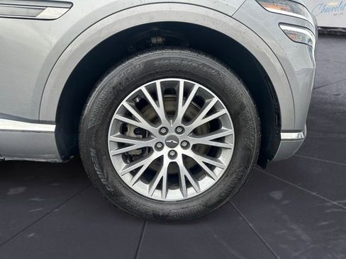 Used 2024 Genesis GV80 2.5T image 9