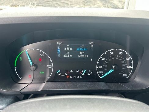 Certified 2023 Ford Maverick XLT w/ XLT Luxury Package image 2