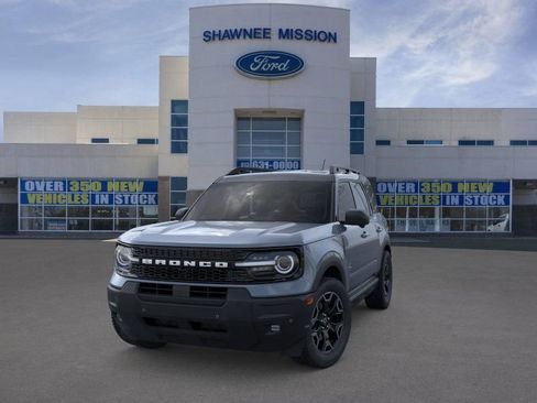 New 2025 Ford Bronco Sport Outer Banks w/ Outer Banks Tech Package+ image 2