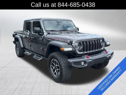 Certified 2024 Jeep Gladiator Rubicon w/ Technology Group image 3