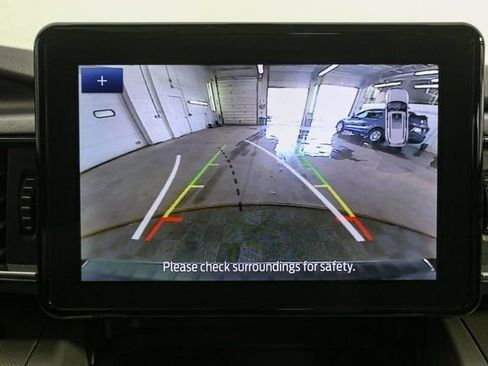 Used 2023 Ford Explorer XLT w/ Equipment Group 202A image 28