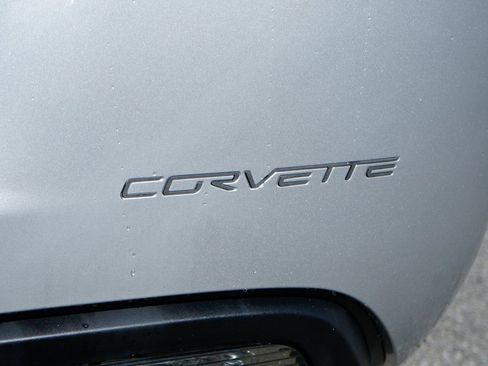 Used 2006 Chevrolet Corvette Coupe w/ Preferred Equipment Group image 49