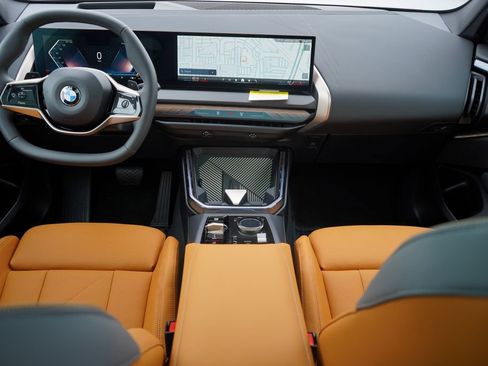 Used 2025 BMW X3 xDrive30i w/ Premium Package image 13