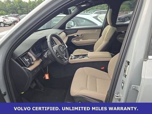 Certified 2026 Volvo XC90 B6 Plus AWD/4WD image 2