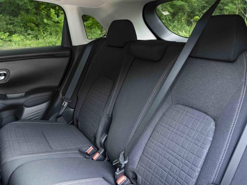 Used 2026 Honda HR-V LX image 18