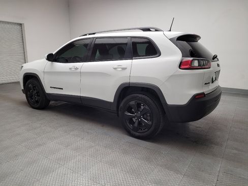 Used 2021 Jeep Cherokee Latitude Plus image 3