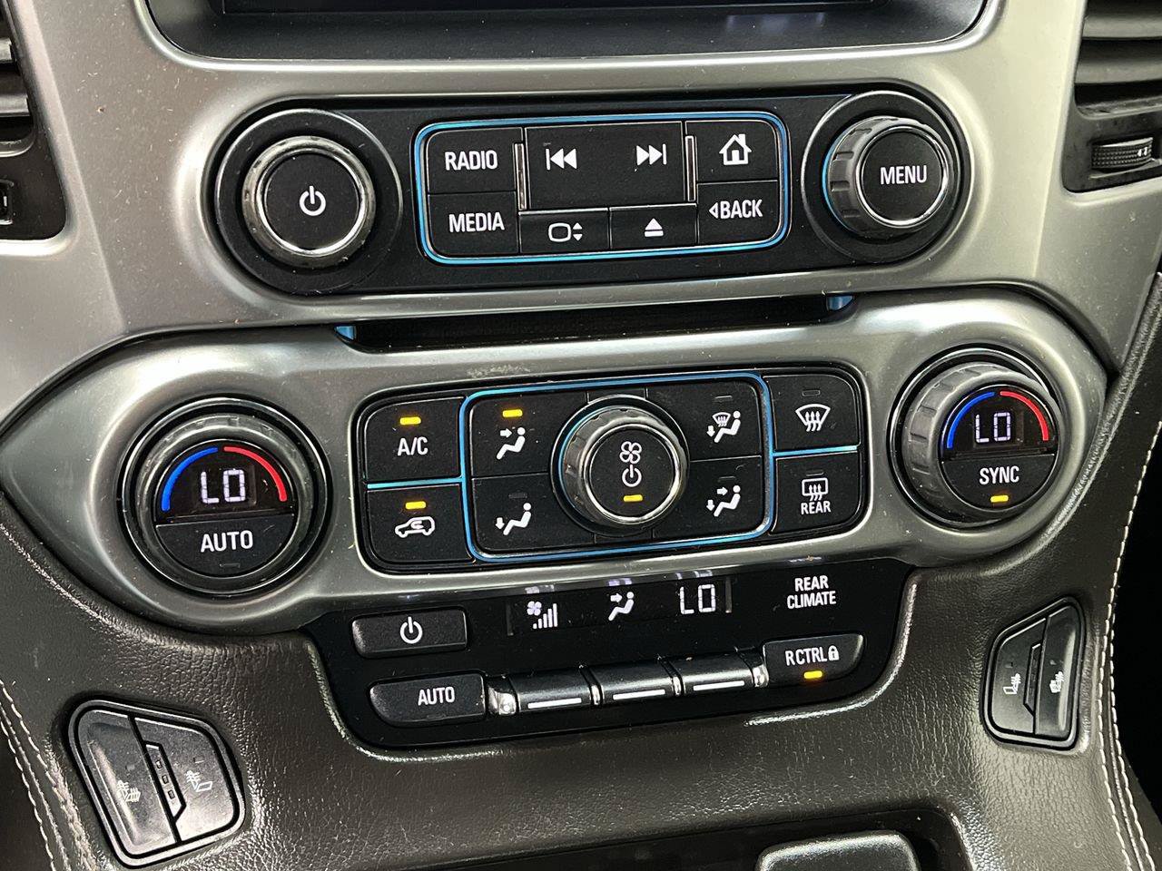 Used 2020 Chevrolet Suburban LT AWD/4WD image 20