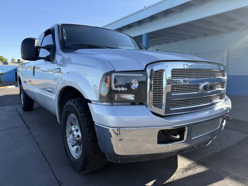 Used 2006 Ford F250 XLT image 1
