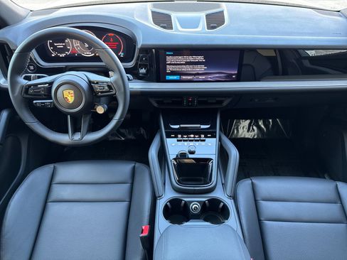 New 2026 Porsche Cayenne image 6