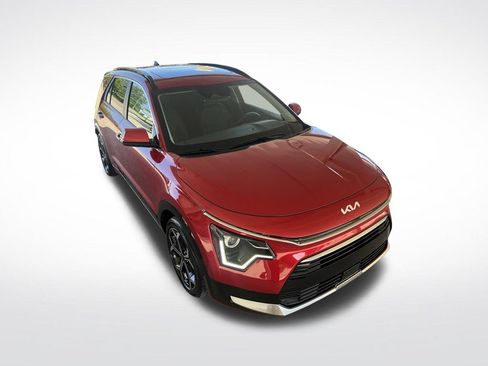 Certified 2023 Kia Niro EX Touring FWD image 38