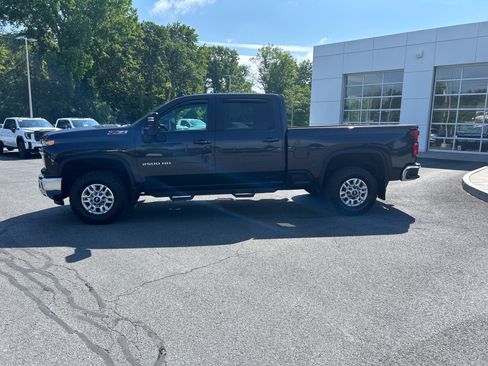 Certified 2024 Chevrolet Silverado 2500 LT w/ Safety Package AWD/4WD image 2