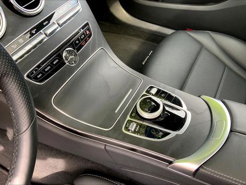 Used 2018 Mercedes-Benz C 300 4MATIC Sedan image 17