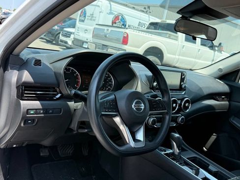 Used 2020 Nissan Sentra S FWD image 4