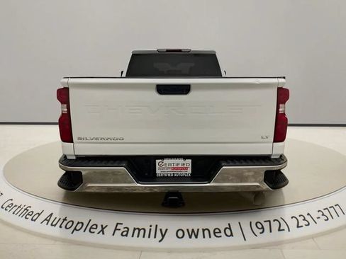 Used 2025 Chevrolet Silverado 2500 LT AWD/4WD image 4