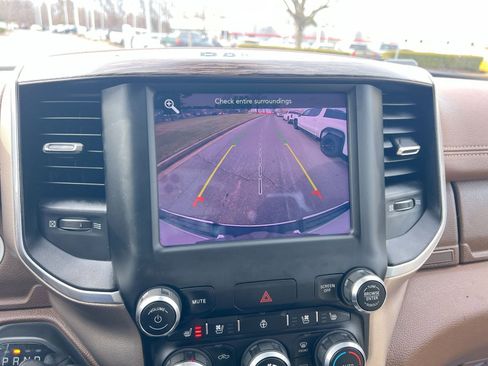 Used 2020 RAM 1500 Laramie image 18