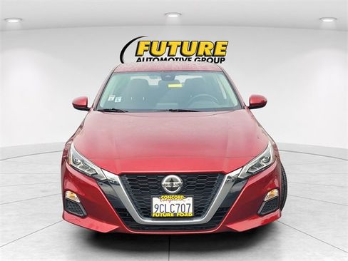 Used 2022 Nissan Altima 2.5 SV image 4