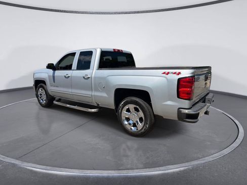 Used 2018 Chevrolet Silverado 1500 LT w/ All Star Edition AWD/4WD image 3