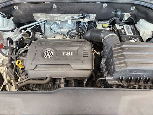 Certified 2023 Volkswagen Atlas SE w/ Panoramic Sunroof Package image 19