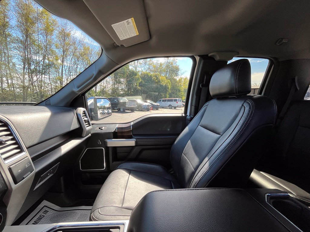 Used 2015 Ford F150 Lariat w/ Equipment Group 502A Luxury AWD/4WD image 25