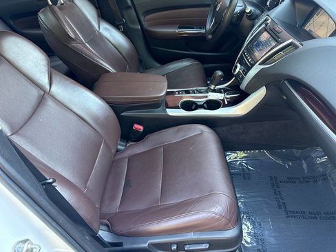 Used 2017 Acura TLX w/ Technology Package image 11