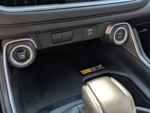 Used 2024 Toyota Grand Highlander AWD image 28