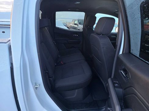 New 2024 Chevrolet Colorado LT w/ LT Convenience Package II image 13