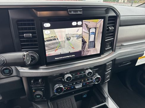 Used 2026 Ford F450 Platinum w/ FX4 Off-Road Package image 26