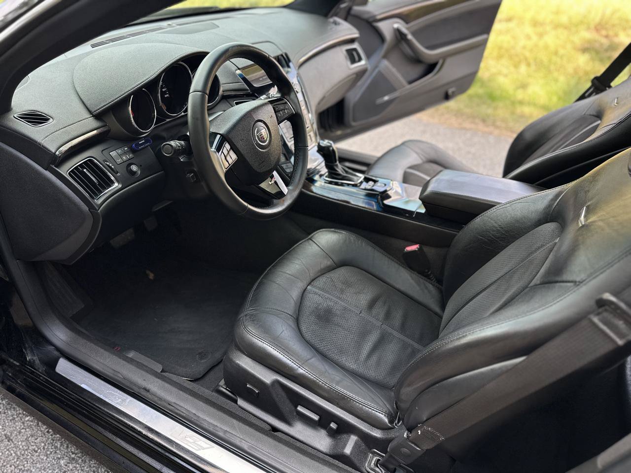 Used 2011 Cadillac CTS V w/ Wood Trim Package RWD image 18
