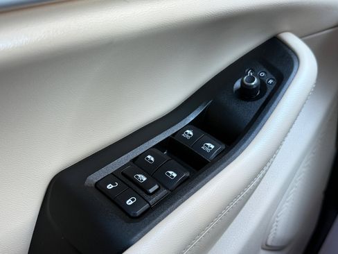 Used 2024 Jeep Grand Cherokee L Limited image 22