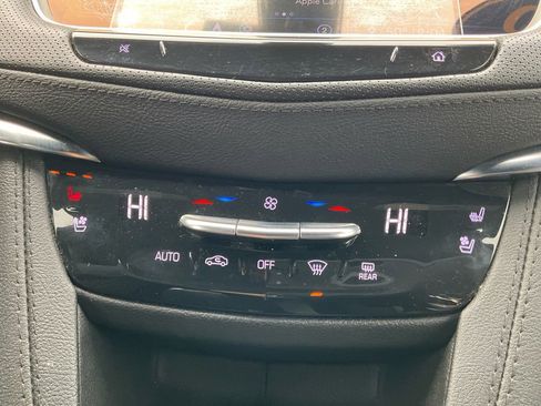 Used 2023 Cadillac XT5 Premium Luxury image 22