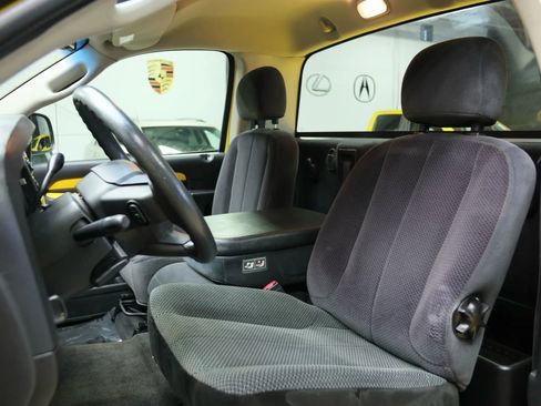 Used 2005 Dodge Ram 1500 Truck SLT w/ Rumblebee Group image 28