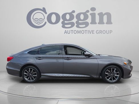 Certified 2022 Honda Accord EX-L image 6