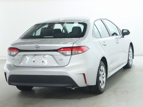 Used 2024 Toyota Corolla LE image 45