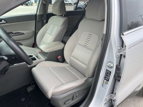Used 2018 Kia Sportage LX w/ LX Popular Package image 21
