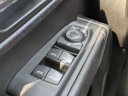 Used 2023 Chevrolet Silverado 1500 Custom AWD/4WD image 22