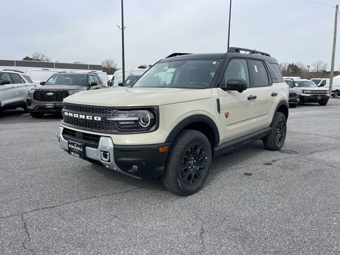 New 2025 Ford Bronco Sport Badlands w/ Badlands Tech Package image 1