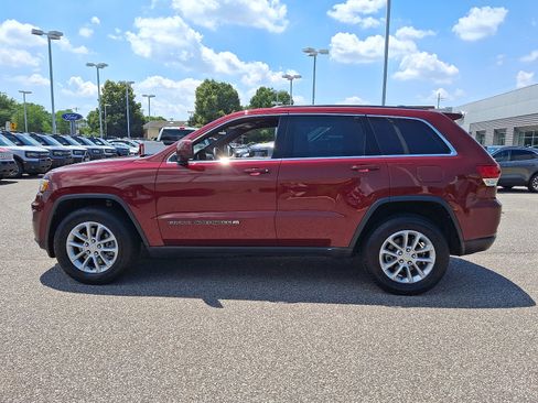 Used 2022 Jeep Grand Cherokee Laredo X AWD/4WD image 6